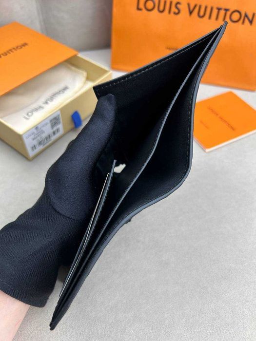 Кожаный черный бумажник Louis Vuitton кошелек Луи Виттон k416