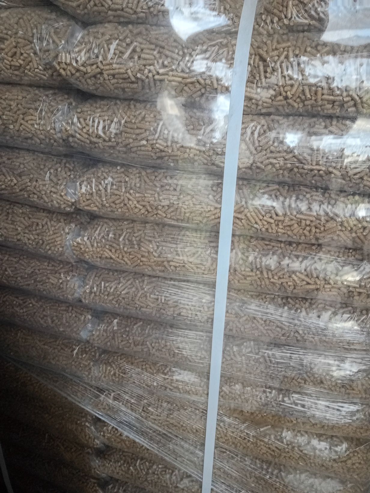 Sprzedam pellet 1100