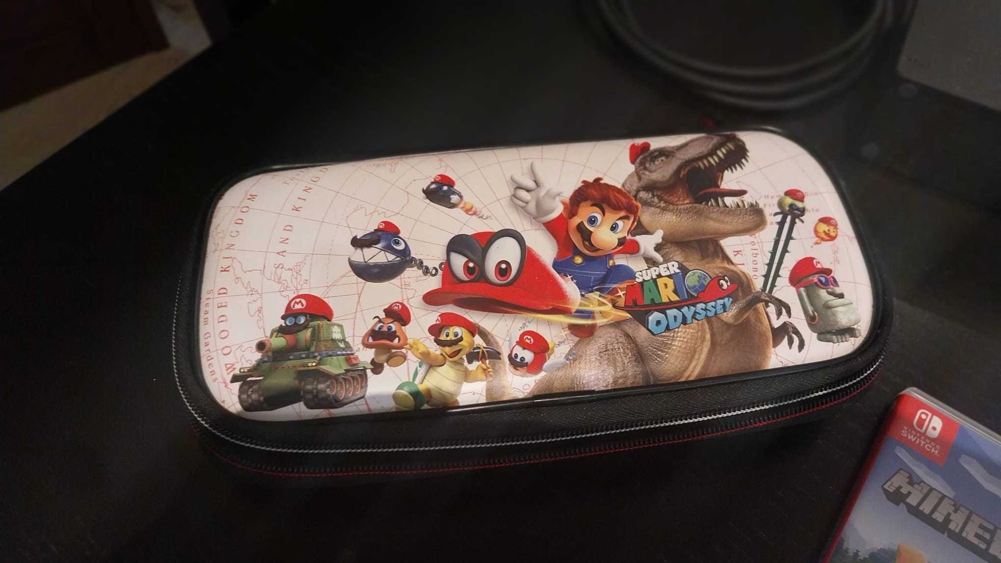 Nintendo Switch V1 + Dock + Acessórios + 3 Jogos