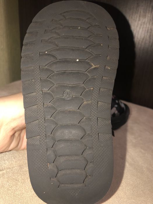 Тепленькі сапожки для дівчинки