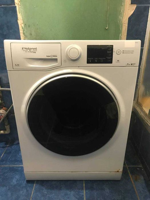Стиральная машина Hotpoint Ariston RSPG 723