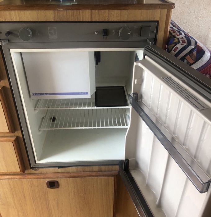 Fiat 242 2.5D Alta e Longa - Auto-Vivenda Nacional