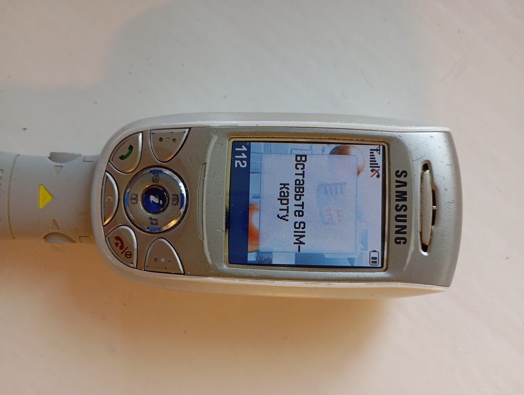 Мобильный телефон Samsung SGH-Е800