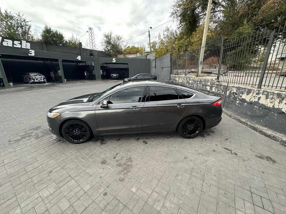 Ford Fusion SE AWD 2015