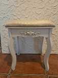 Taboret glamour do toaletki