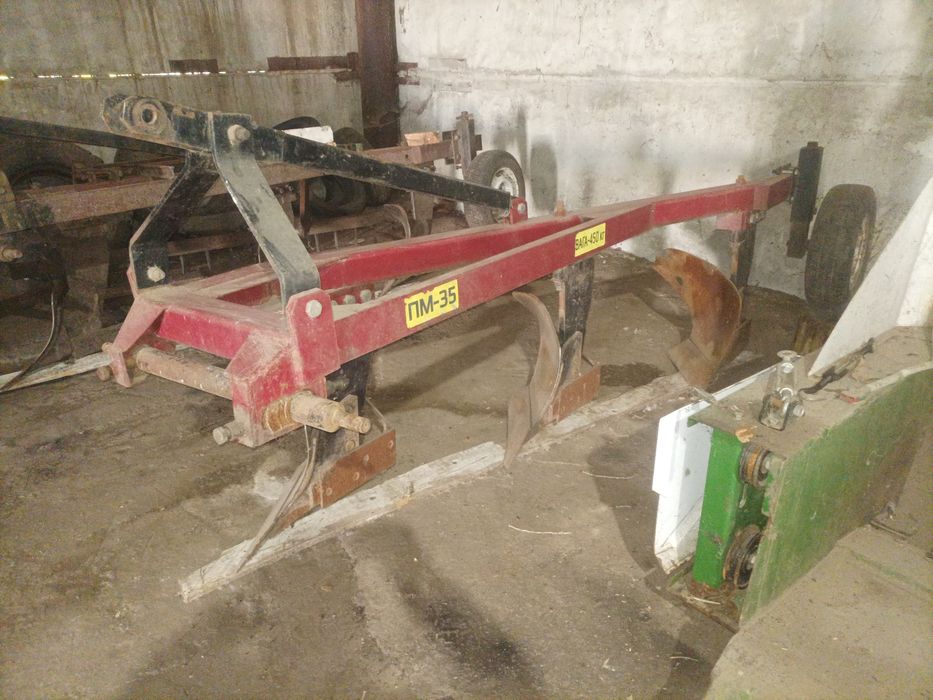 Плуг 3-35 на высоких стойках