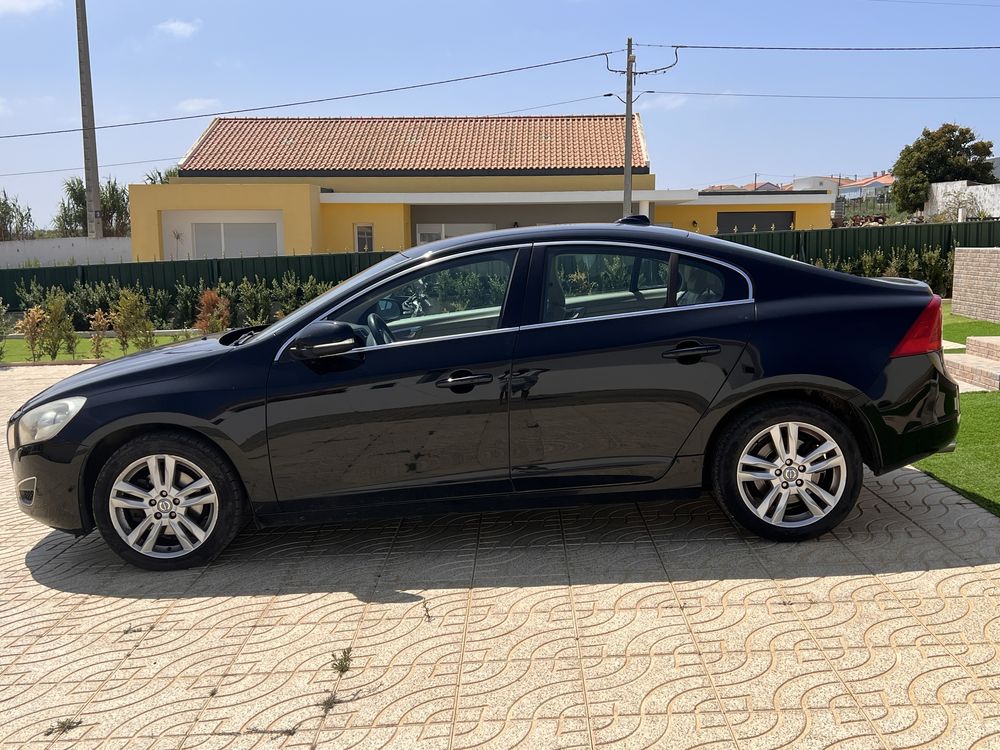 Volvo S60 2012 / 220.000km