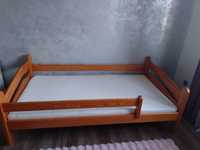 Łóżko drewniane dziecinne 100*200 z materacem..