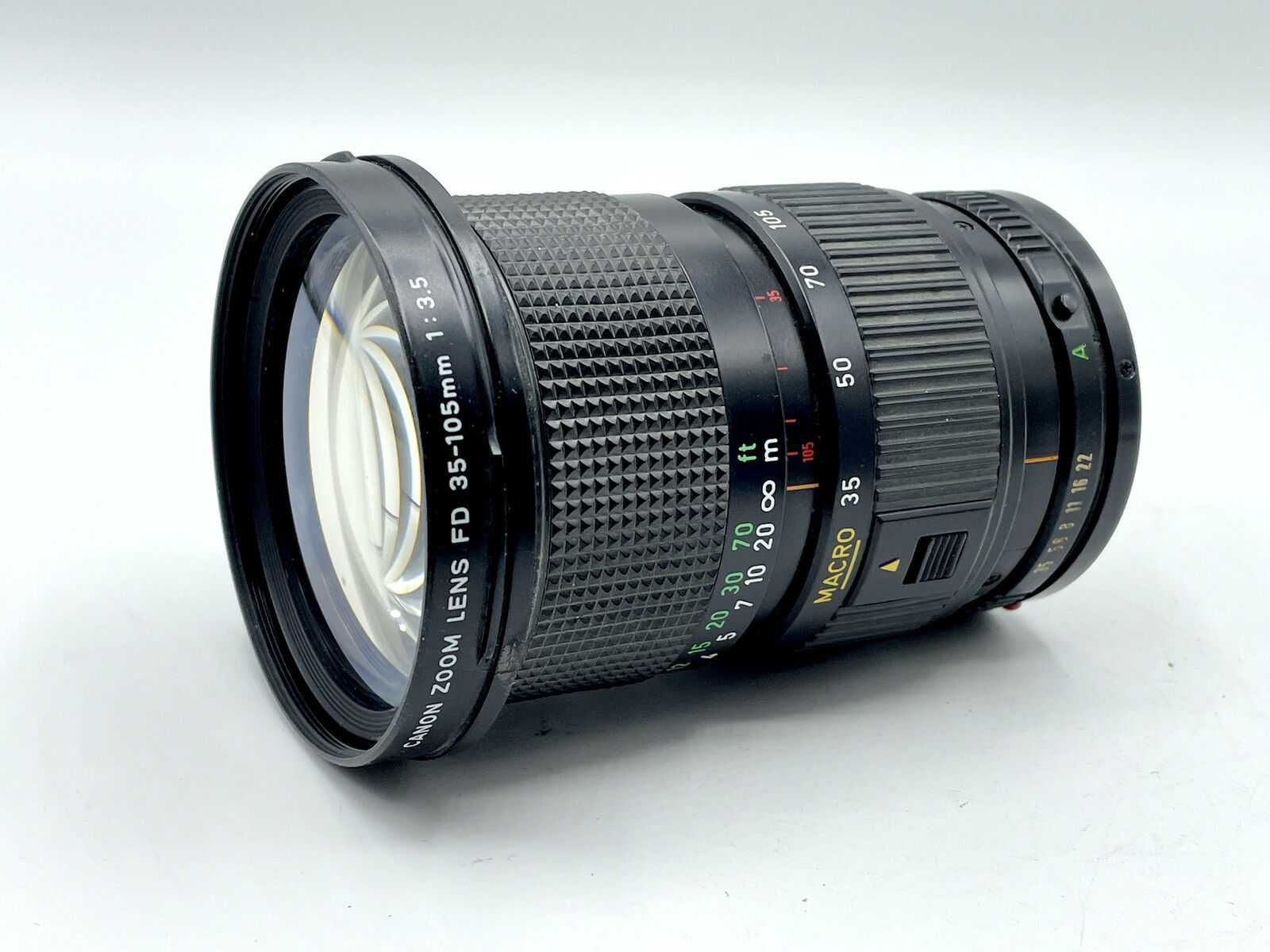 Canon FD 35-105mm f3.5 c/macro