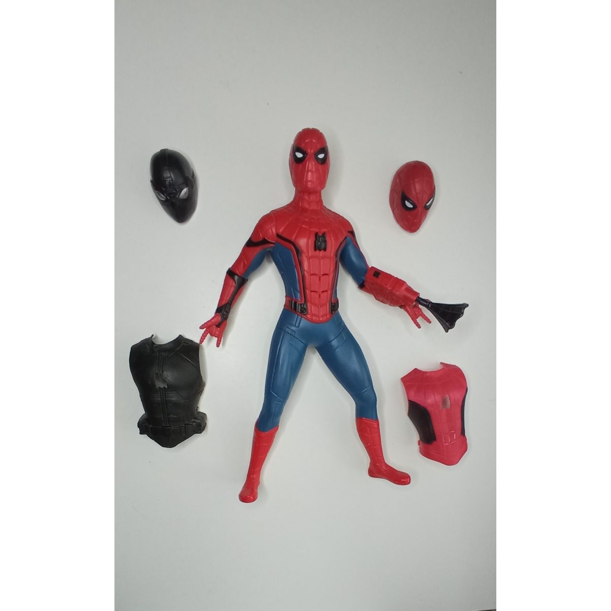 Duża figurka Spiderman Hasbro Marvel dla chłopca avengers