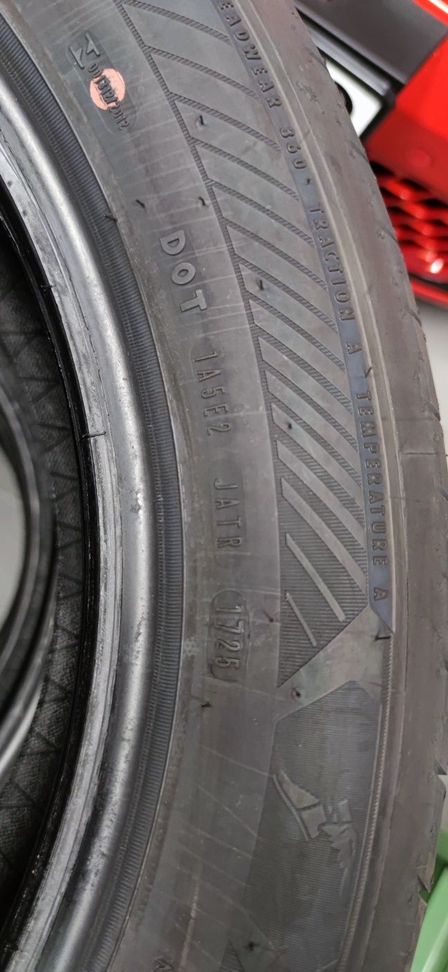 Goodyear Efficientgrip Performance 2 215/55 R18  99V XL