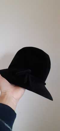Piekny kapelusz mamy muminka:) , elegancki kapelusz