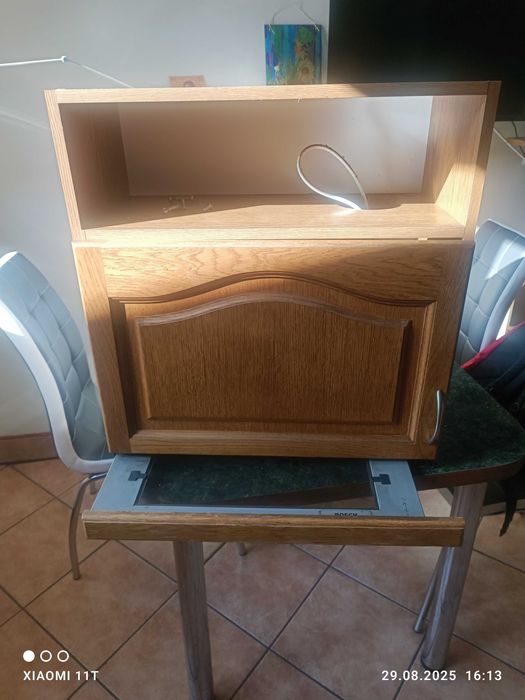 Szafka wisząca 60 z okapem