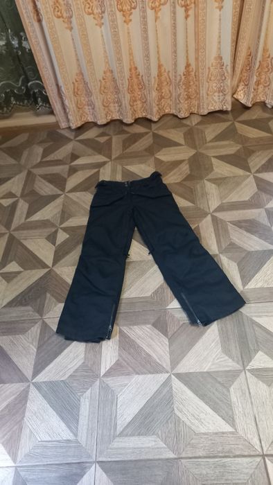 Сноуборд ,лыжные штаны XS/S,West Beach 10000mm ,матовые