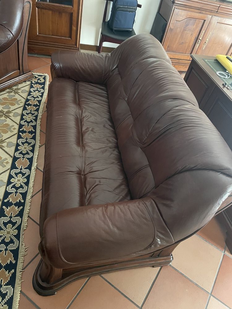 Três Sofas Cabedal