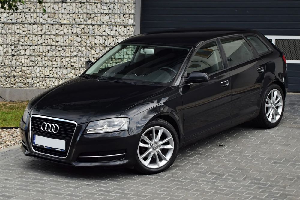 Audi A3 Sportback LIFT / 2011r / 1.6TDI 105KM / Klimatronic Alufelgi GWARANCJA