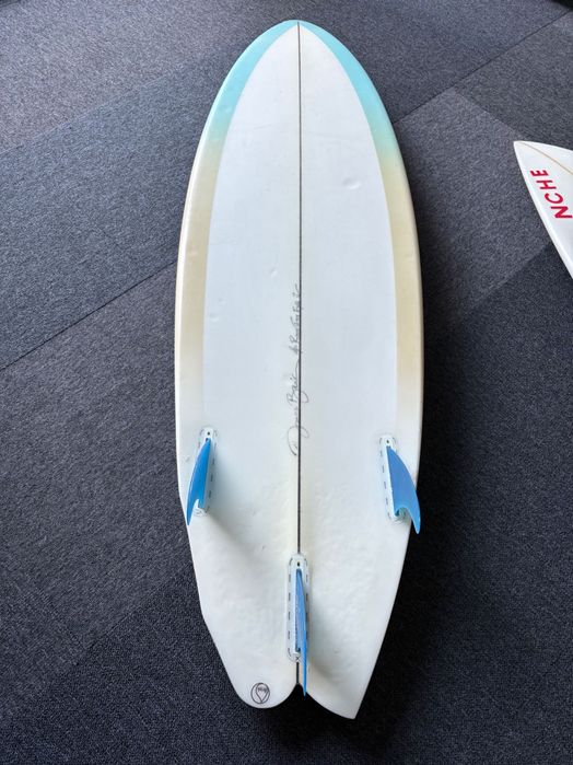 Prancha Surf Donald Brink - assimétrica - 5'9