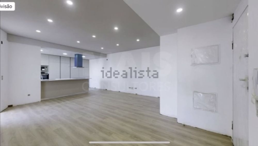 Apartamento T2 no Centro Sul - entrada imediata