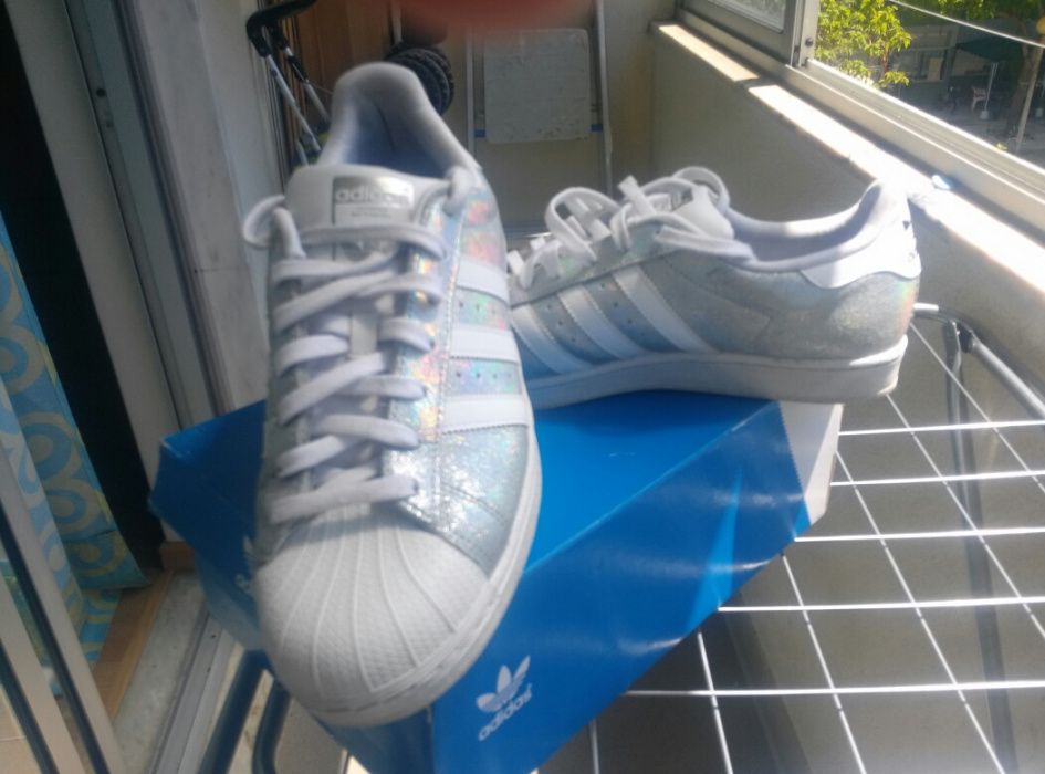 Adidas Superstar
