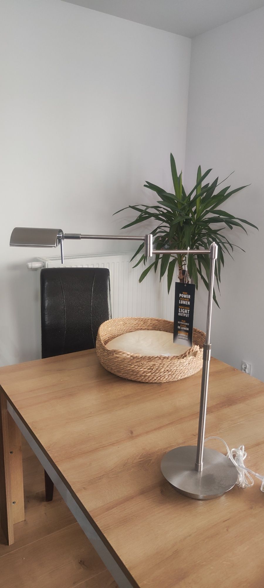 Lampka biurkowa LED