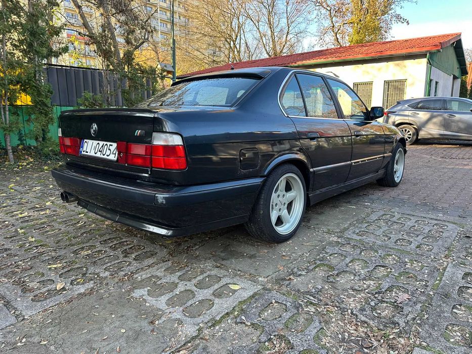 BMW Seria 5 535i manual m technic mozliwa zamiana