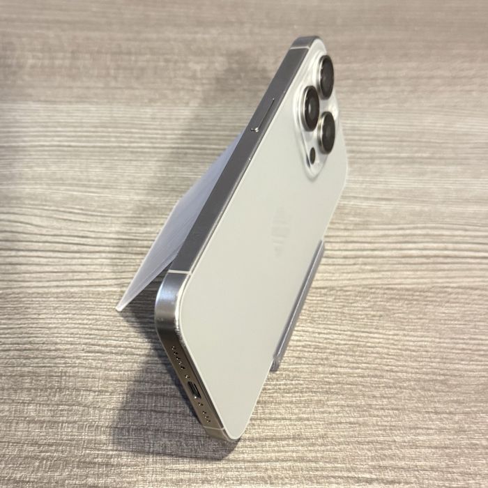 Смартфон Apple Iphone 15 pro 256 Gb телефон айфон