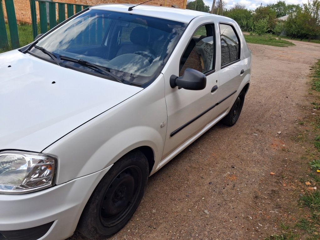 Renault Logan 2012р. 1,4 бензин