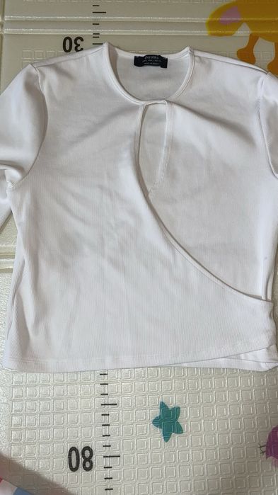 Топ , кофта Bershka