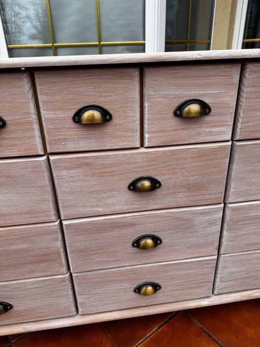 szafka szufladami komoda biała bieliźniarka długa  szafa