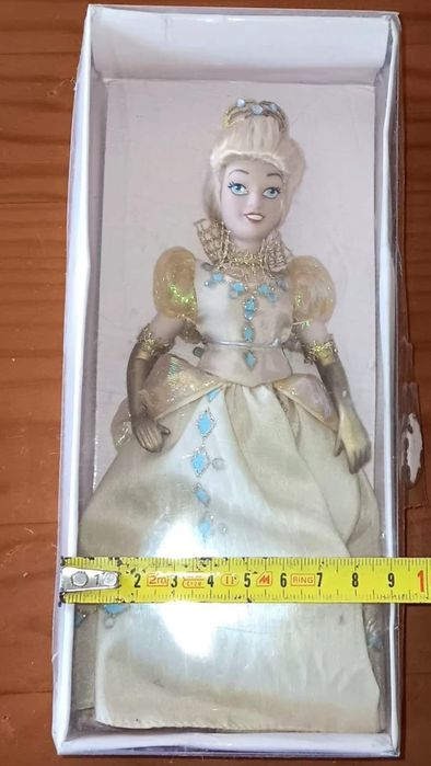 Bonecas princesas disney em porcelana