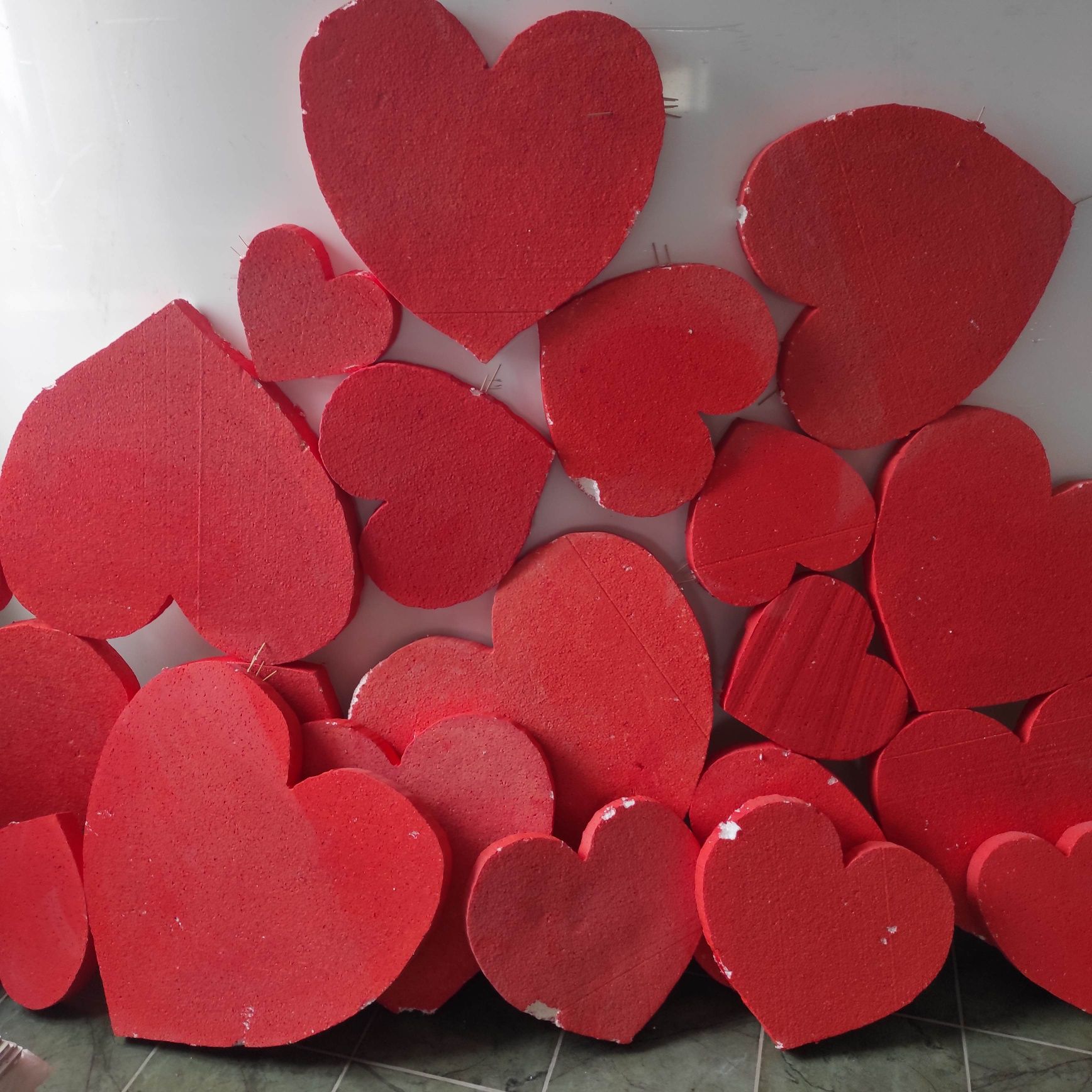 22 великі серця - Святкова декорація для різних заходів.