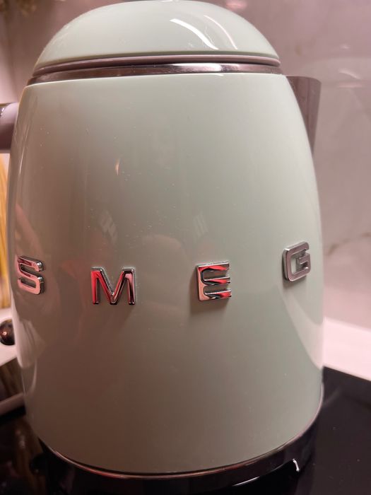 Czajnik Smeg Mini 800ml, model KLF05,pistacjowy