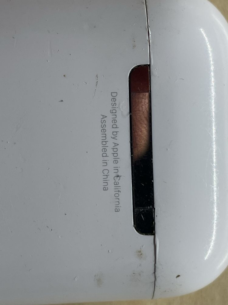 Apple airpods 2 з кейсом