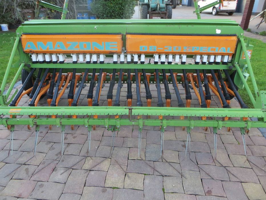 Siewnik Amazone D8-30 Special szer 3 m.