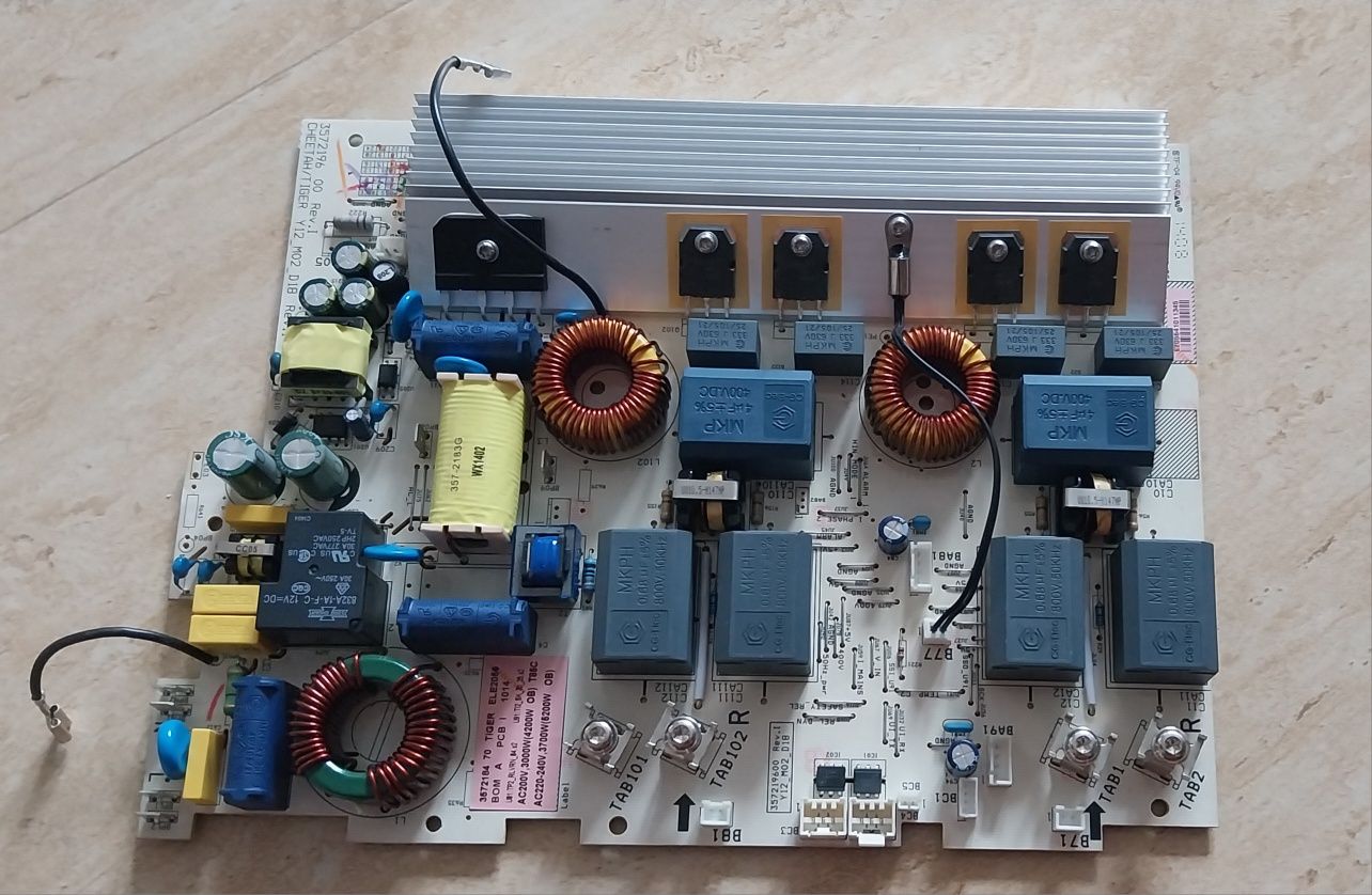 Moduł mocy płyty indukcyjnej electrolux  EHH16340FK