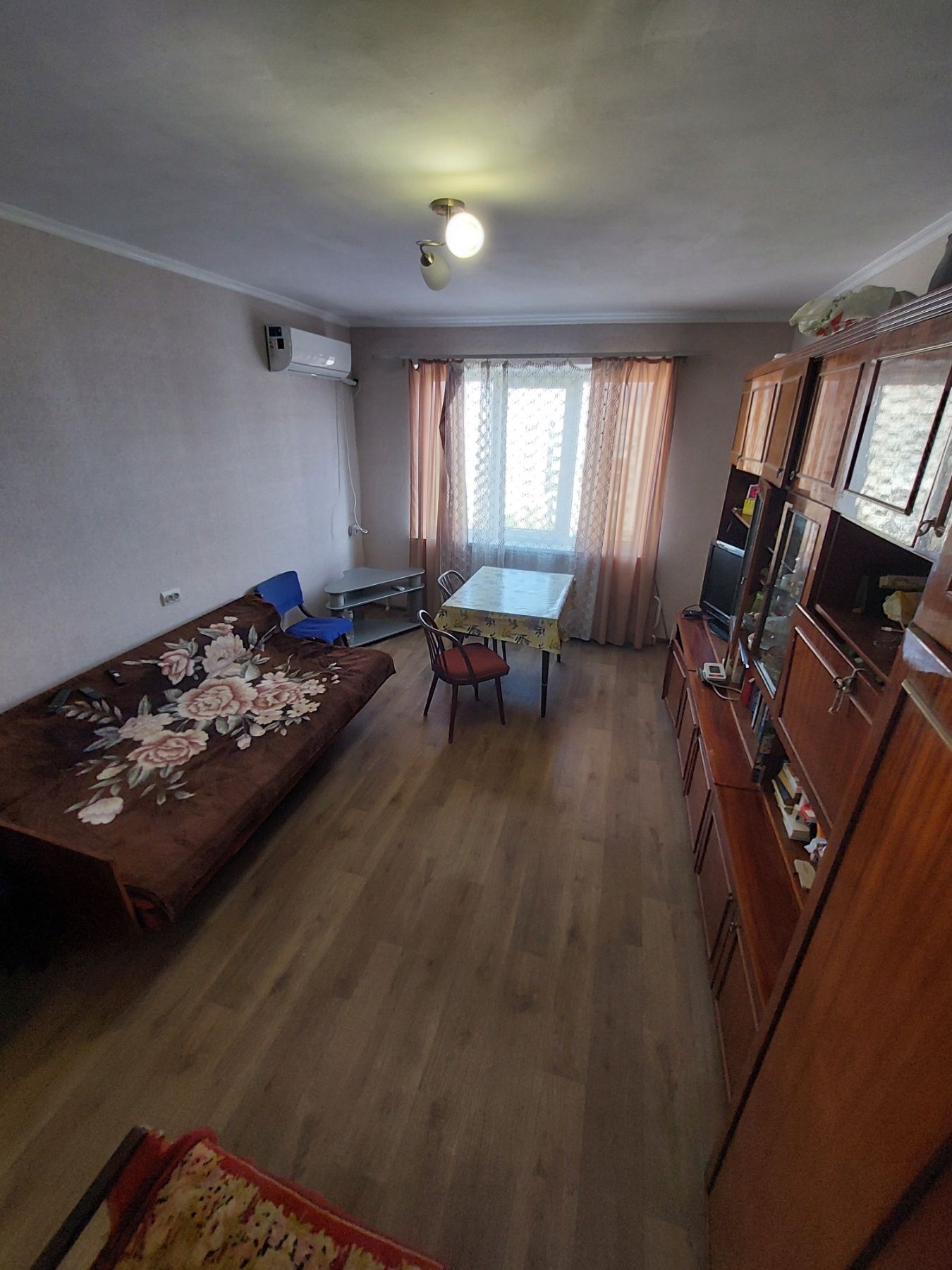 Продаю 3х кімнатну квартиру Намив, вулиця Озерна