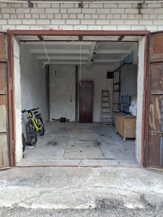 Гараж капітальний ГК "Транспортник-25"