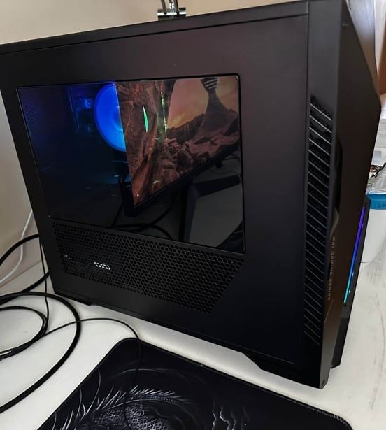 Obudowa komputera MSI