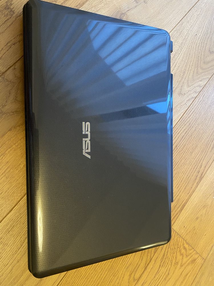 Laptop ASUS K70l