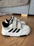 Skórzane trampki Adidas rozmiar 25