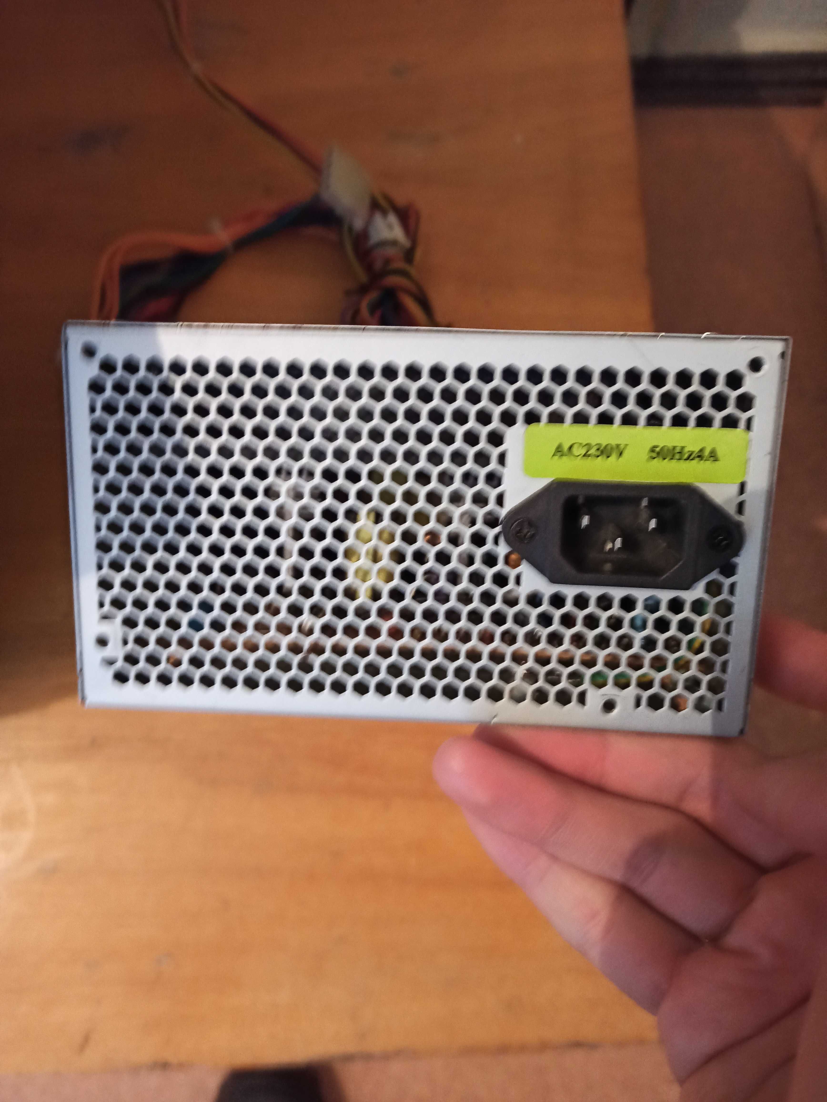 Блок питания Delux ATX - 400W (P4)