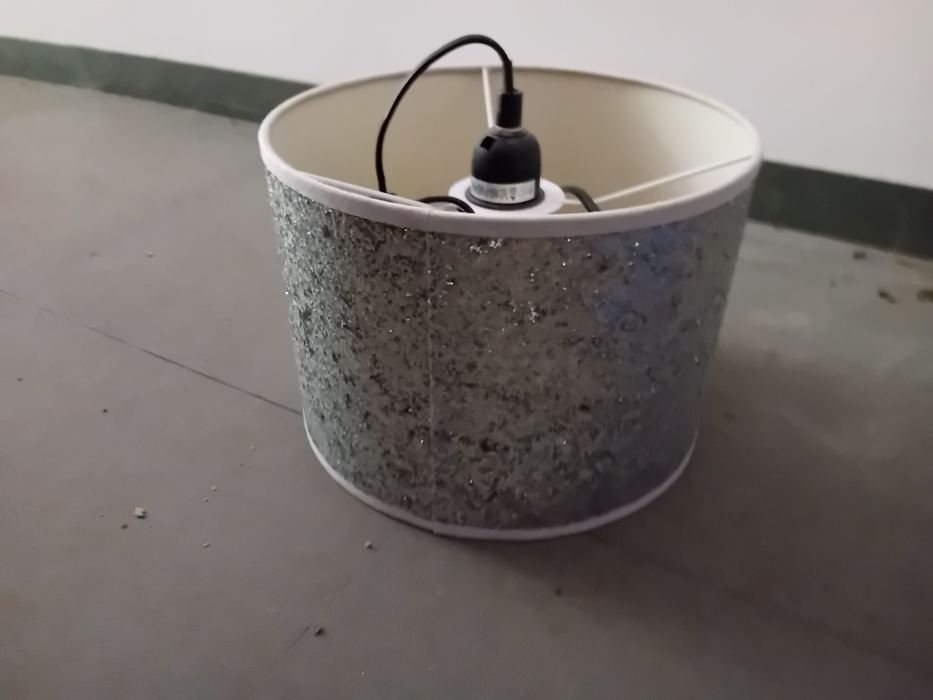 Sprzedam lampe wiszącą