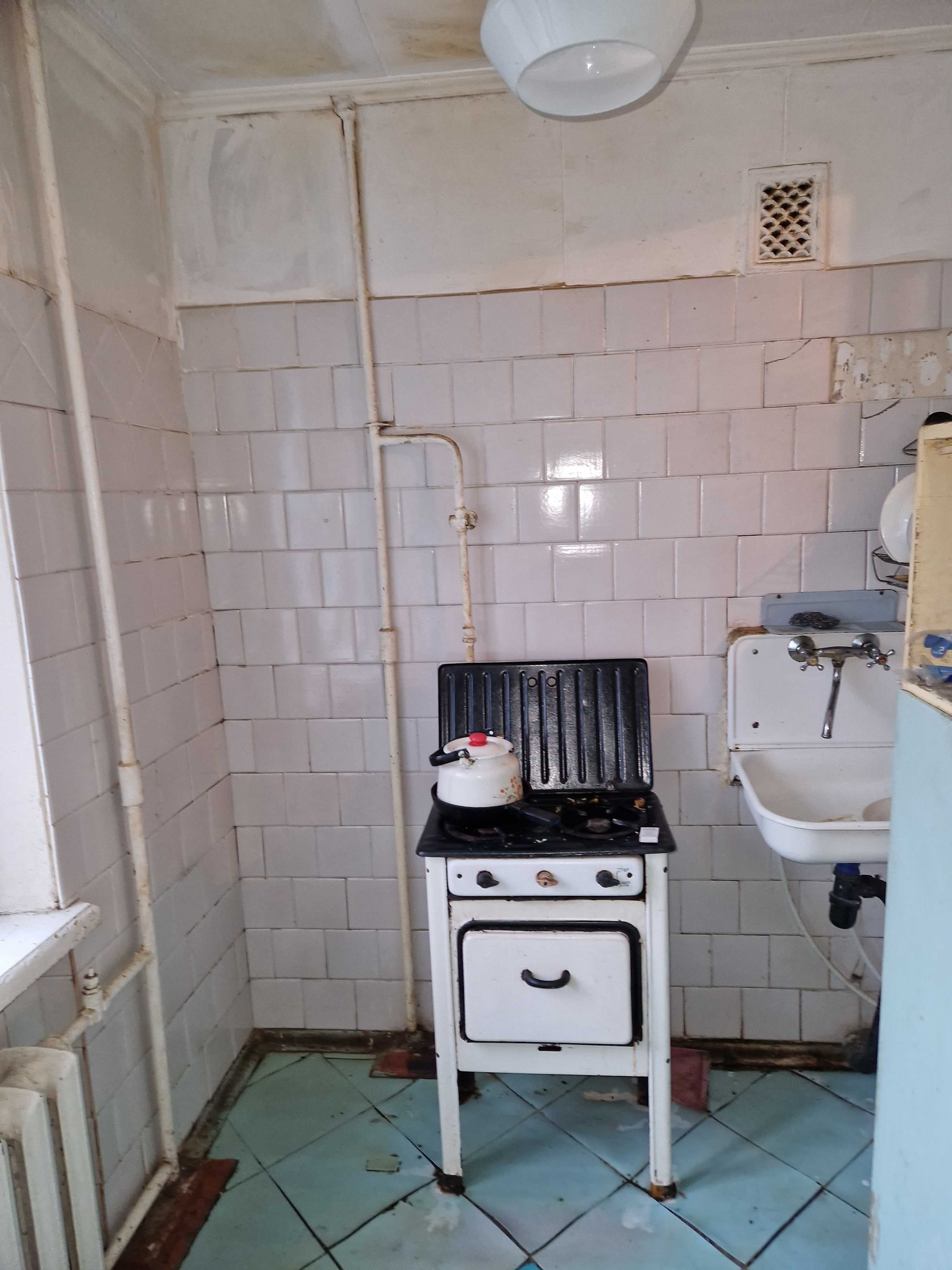 Продаю 3-кімнатну квартиру – затишок у центрі комфорту. Інгулець.
