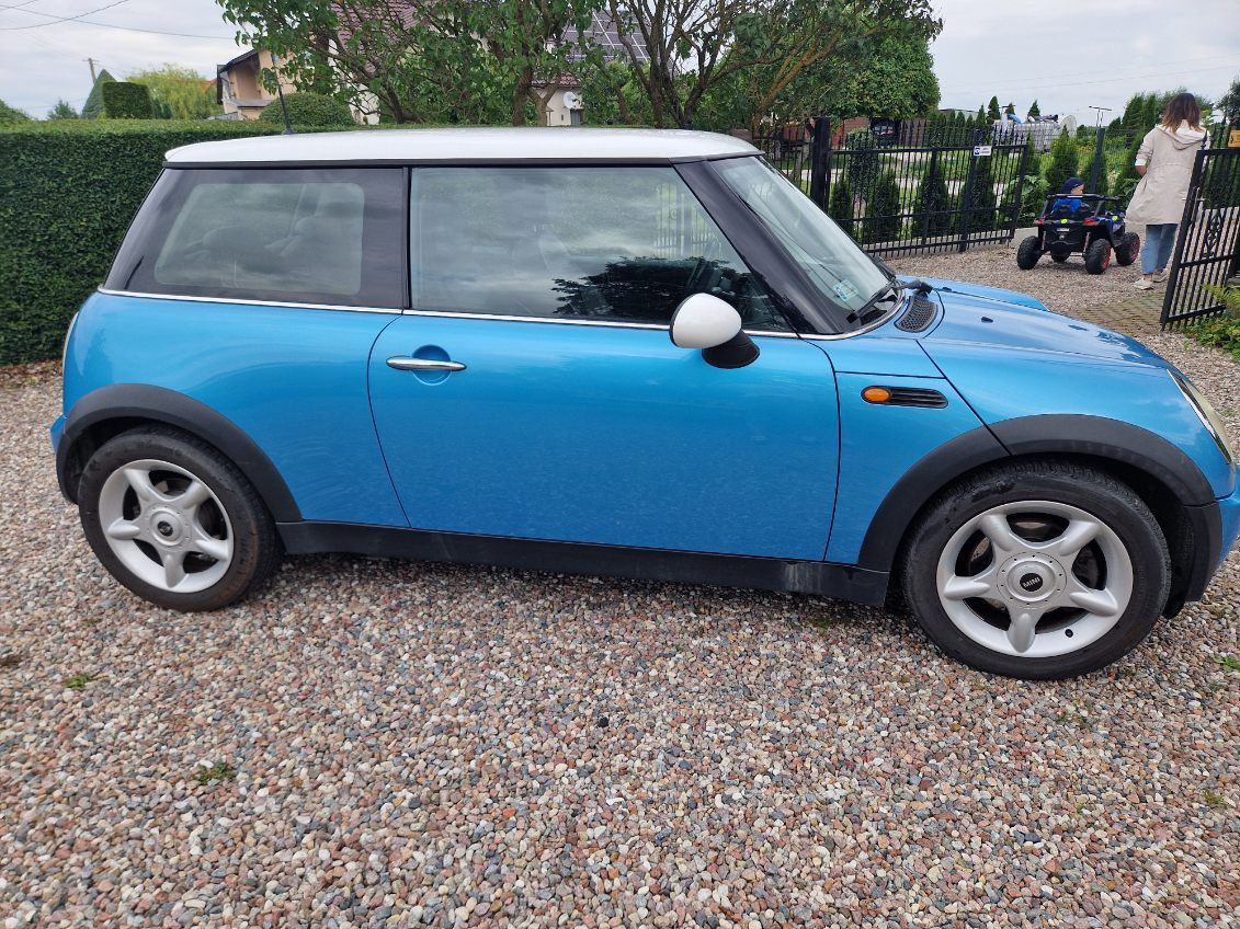 Mini Cooper R50 2004r 1.6 116km stan BDB
