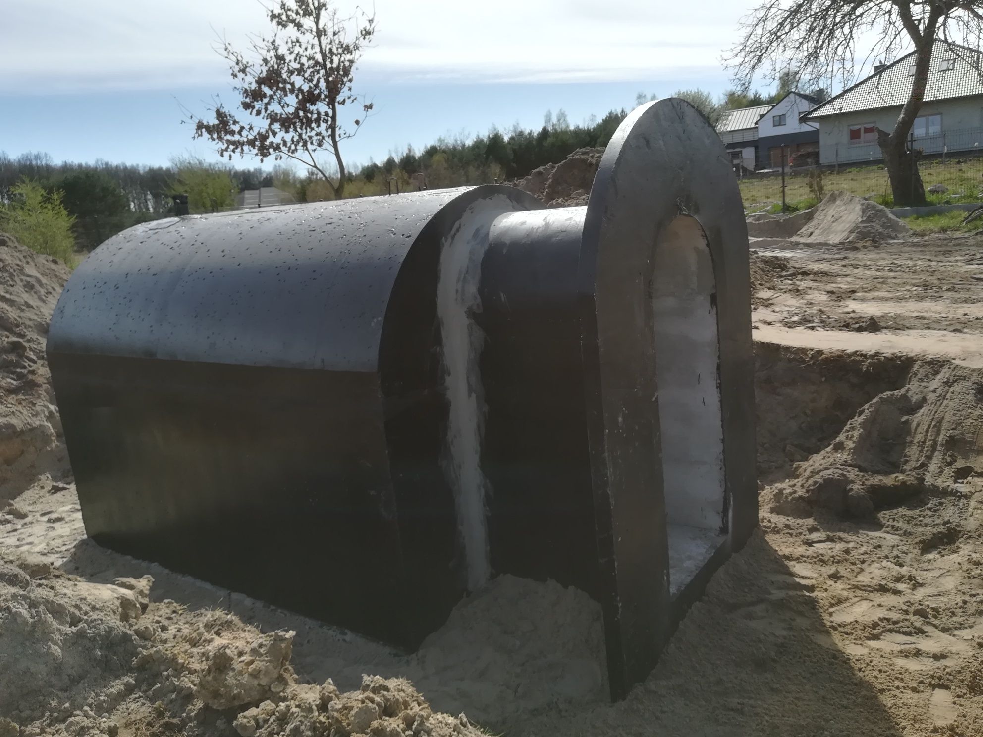 Altana betonowa piwniczka ogrodowa ziemianka spiżarnia Schron  Bunkier