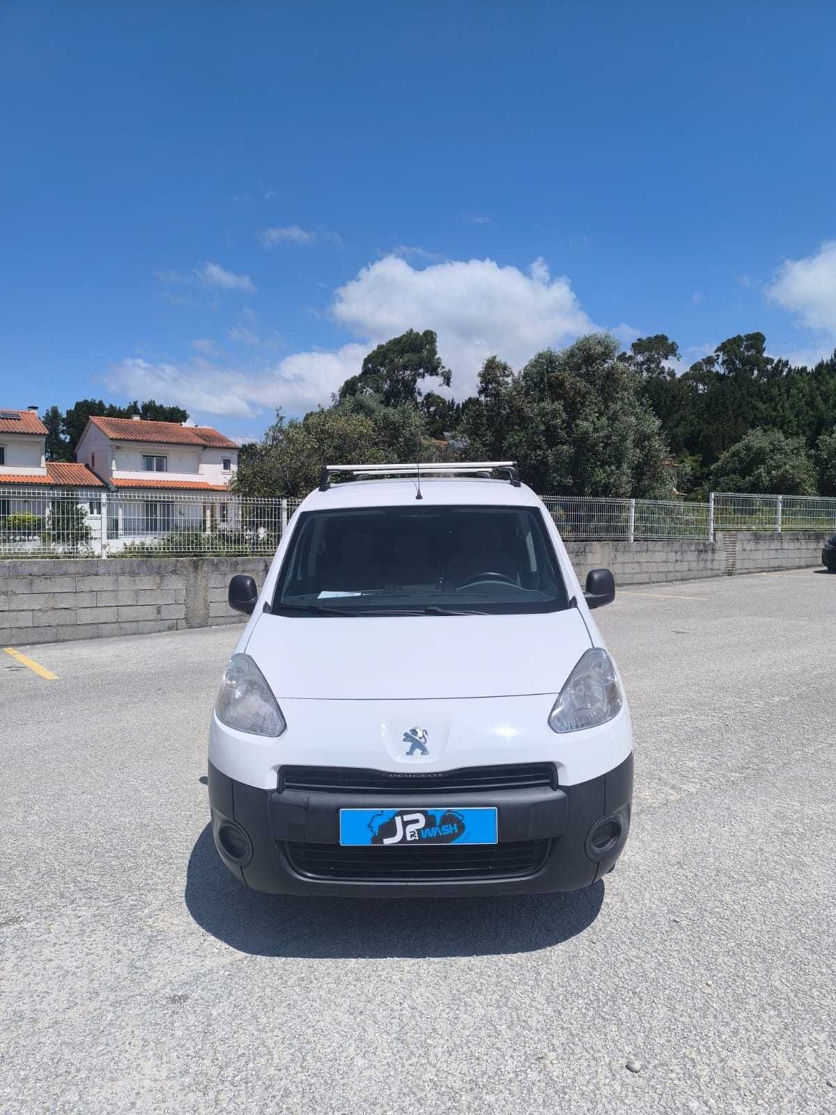 Peugeot partner impecável