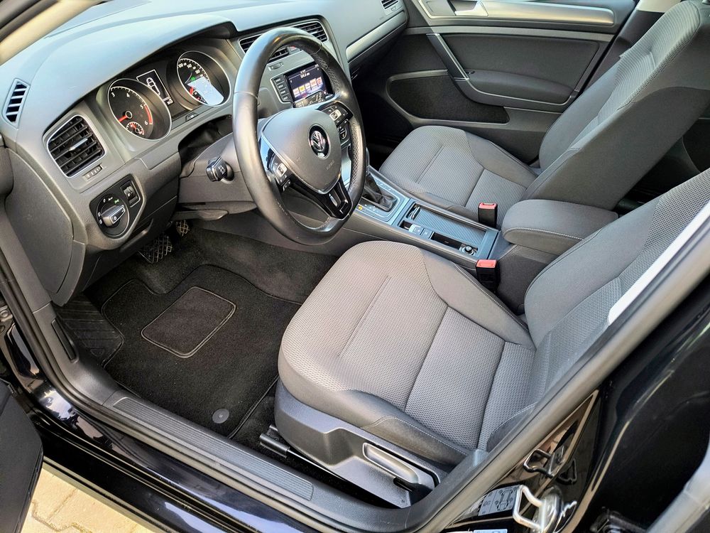 Samochód osobowy vw golf7