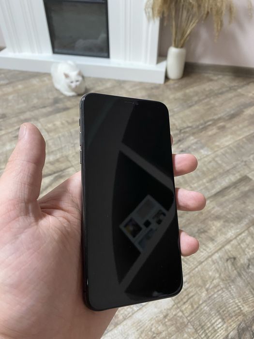 Iphone 11 pro max 256 під відновлення або запчастини