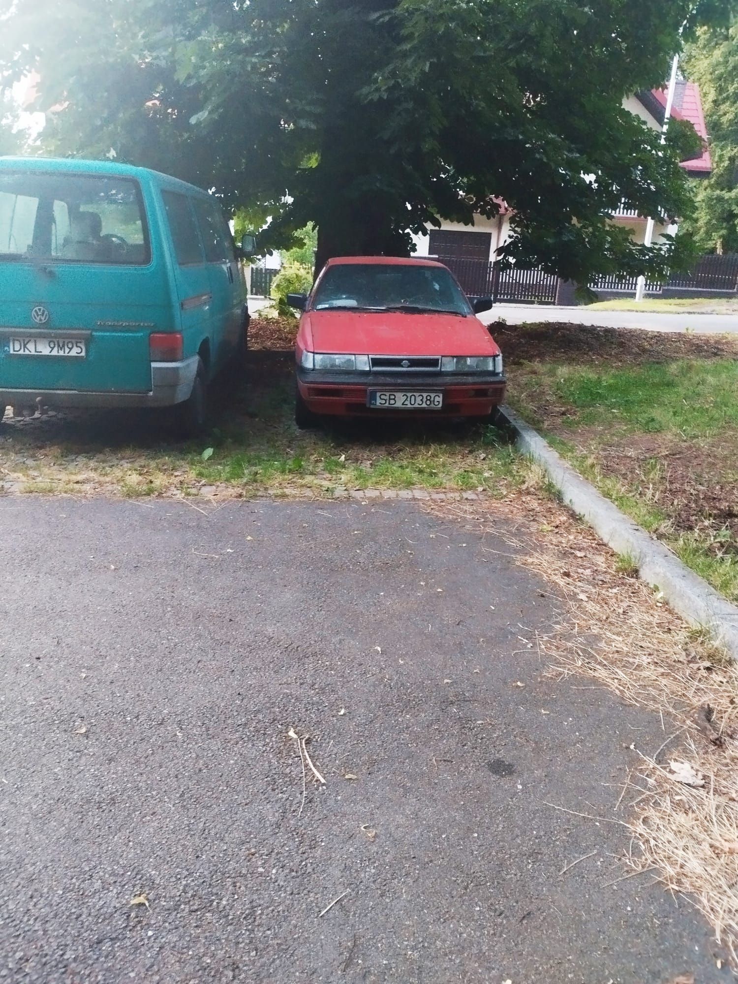 Samochód osobowy sportowy