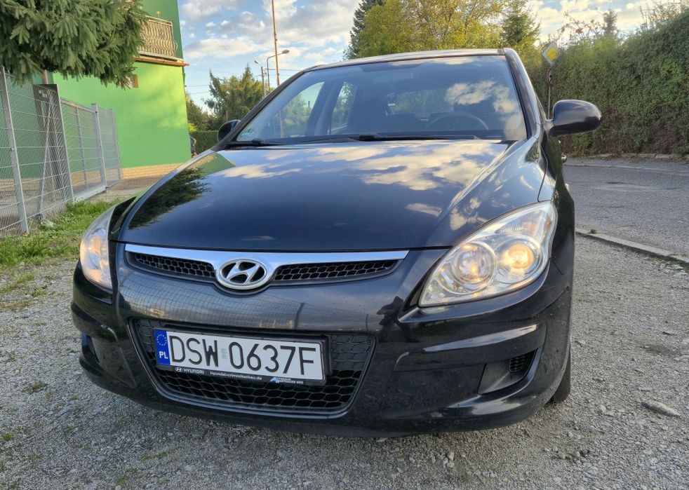 Hyundai i30 ** Zadbany ** Benzyna ** Niski Przebieg ** Bezwypadkowy **